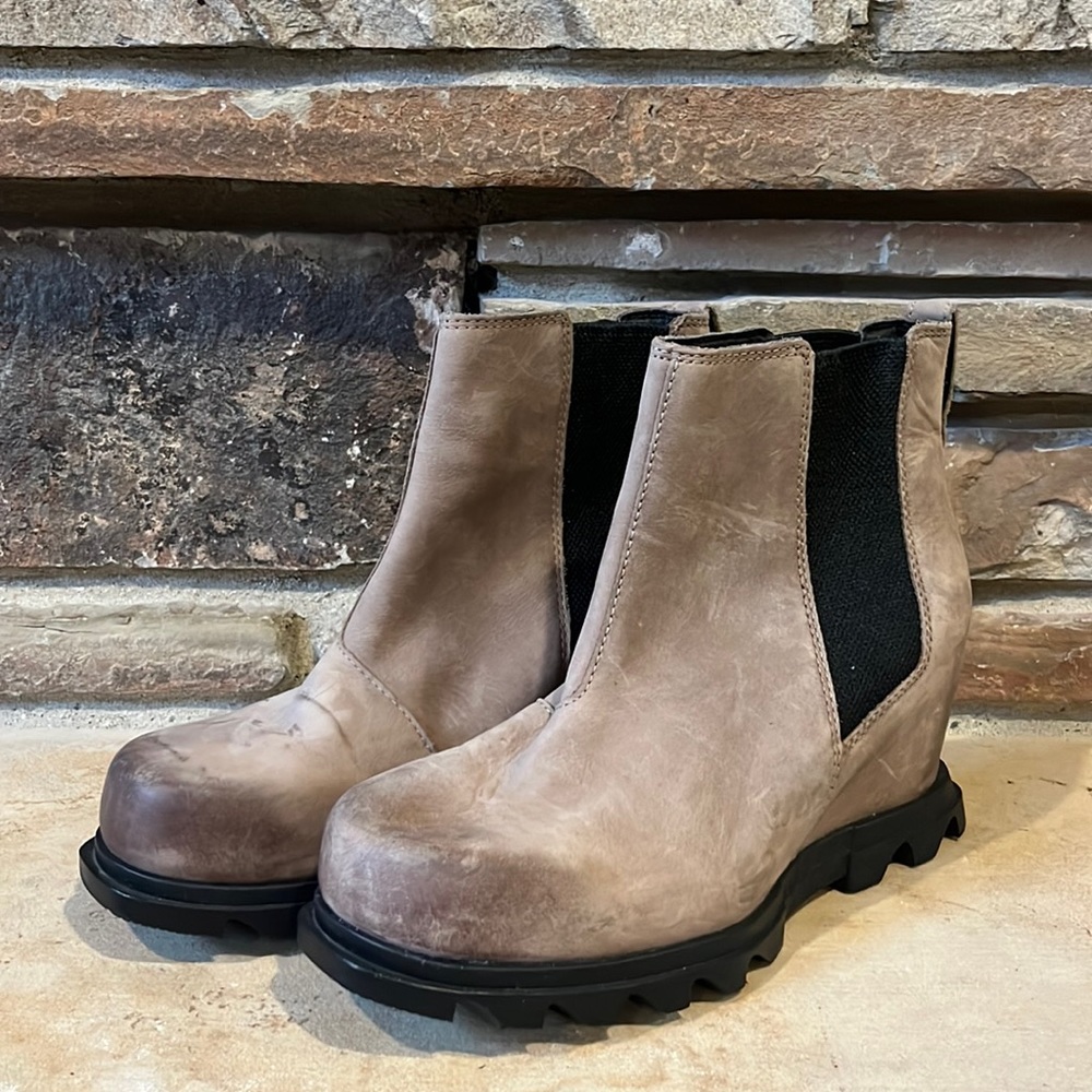 Sorel Joan of Arctic 3 Hidden Wedge Omega Taupe Waterproof Chelsea Boots